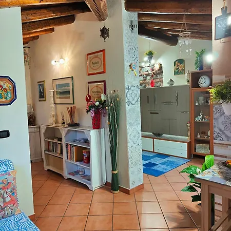 La Mansarda Di Ninni Apartment *